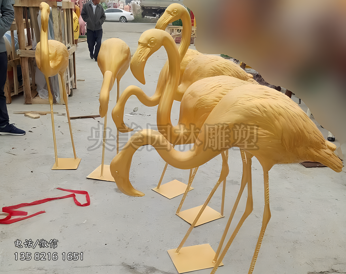 不銹鋼噴漆火烈鳥(niǎo)雕塑